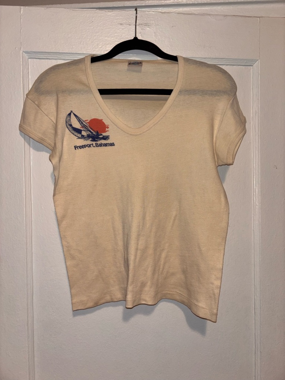 Vintage 80s Freeport Bahamas Shirt Ringer Vneck Print Travel Large Yellow Bea